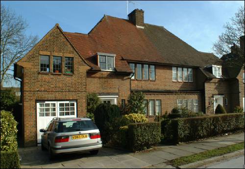 06 Litchfield Way
